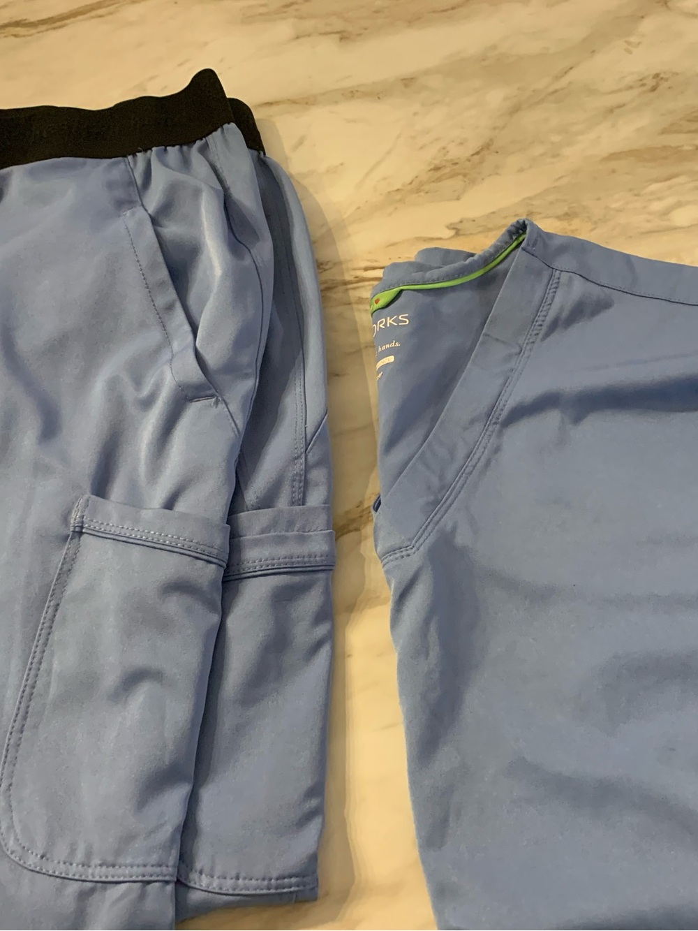 Light Blue Medical Scrub Top & Cargo Pants Set Healing Hands Ceil Blue